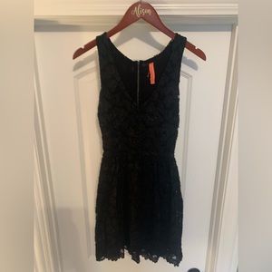 Black sparkly dress w/ zipper in back. Size Small. Brand is Eight Sixty.